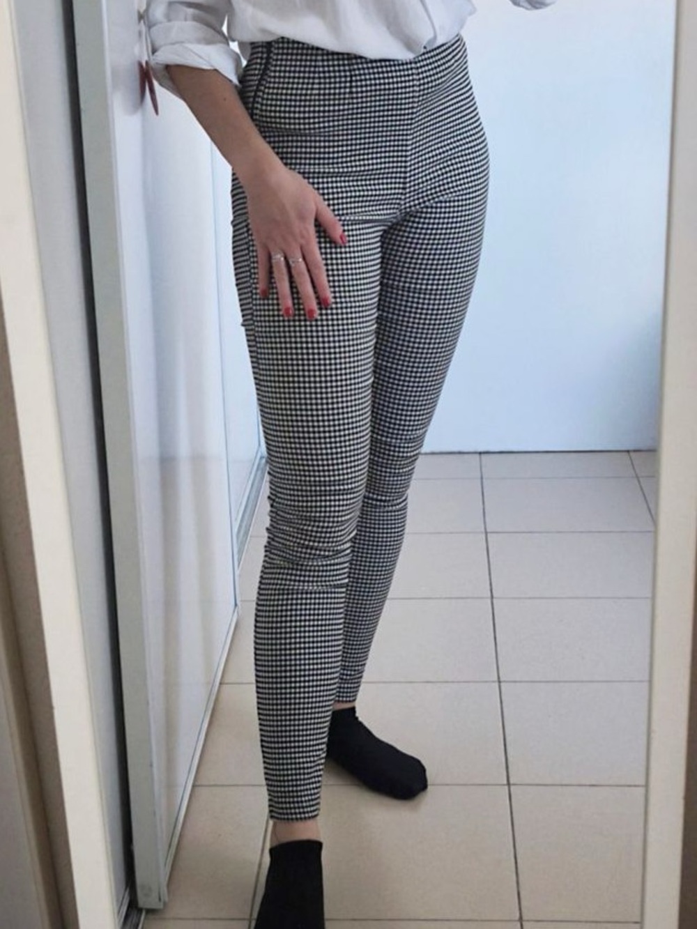 Zara Checkered Gingham Print Midi Rise Ankle Cropped Length Legging Pants